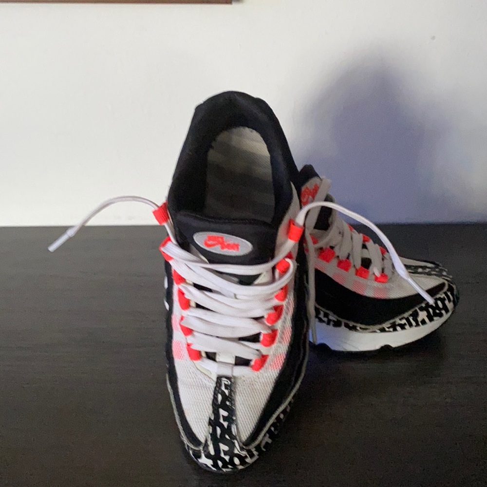 Nike Just Do It Gym Shoes